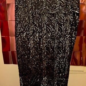 Lovely Charcoal Gray sequin pencil skirt